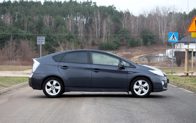 Toyota Prius cena 38300 przebieg: 206337, rok produkcji 2011 z Płock małe 704